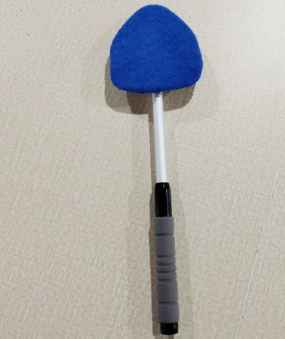 💥 💥  🔥  Windshield Cleaning Tool, Microfiber Car Window Cleaner with 4 Reusable and Washable Microfiber Pads and Extendable Handle